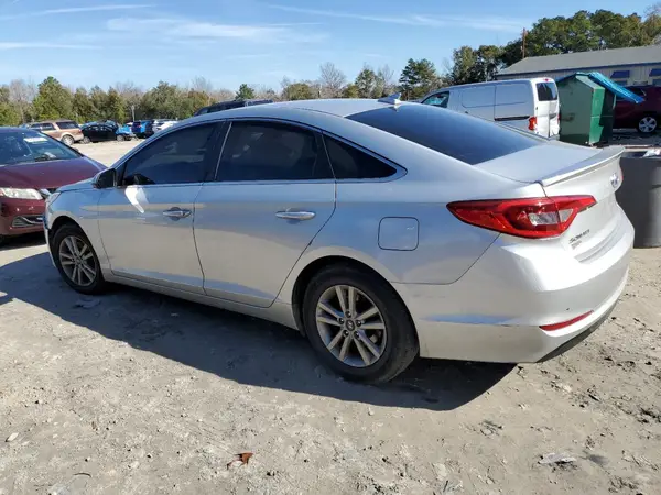 5NPE24AF7HH470308 2017 HYUNDAI SONATA - Image 2