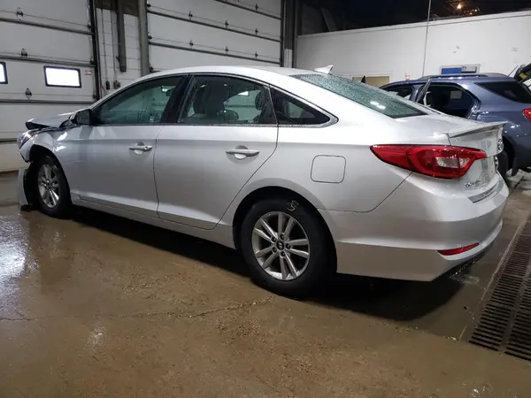 5NPE24AF7HH479042 2017 HYUNDAI SONATA - Image 2