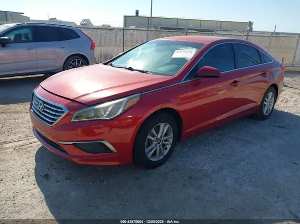 5NPE24AF7HH483740 2017 HYUNDAI SONATA - Image 2
