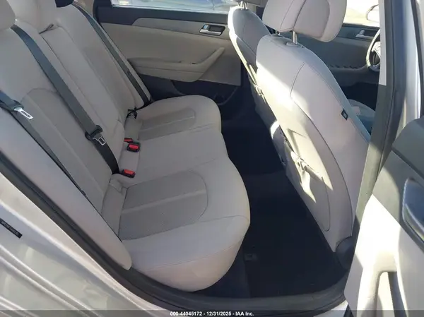 5NPE24AF7HH492261 2017 HYUNDAI SONATA - Image 8