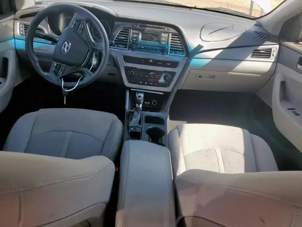 5NPE24AF7HH493023 2017 HYUNDAI SONATA - Image 8