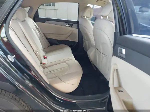 5NPE24AF7HH493989 2017 HYUNDAI SONATA - Image 8