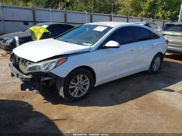 5NPE24AF7HH495872 2017 HYUNDAI SONATA - Image 2