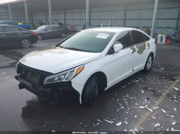 5NPE24AF7HH499906 2017 HYUNDAI SONATA - Image 2
