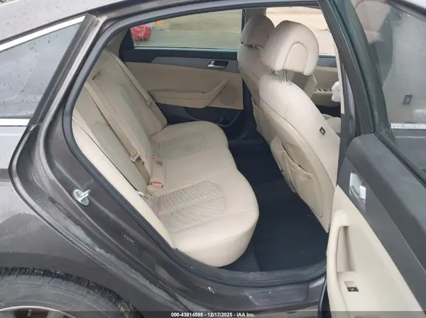 5NPE24AF7HH505008 2017 HYUNDAI SONATA - Image 8
