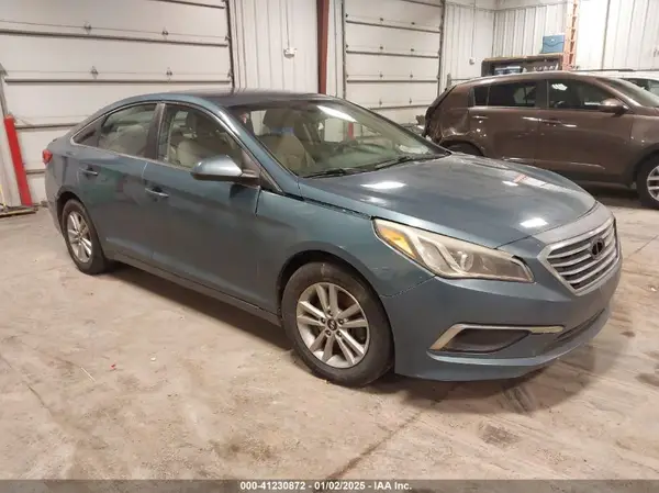 5NPE24AF7HH506837 2017 HYUNDAI SONATA - Image 1