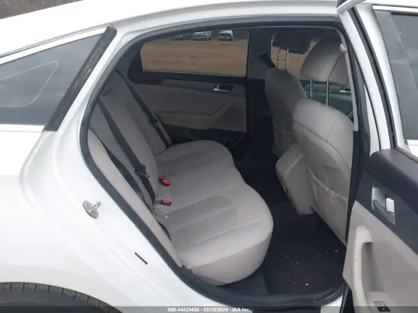 5NPE24AF7HH511567 2017 HYUNDAI SONATA - Image 8