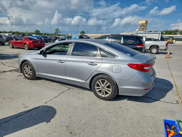 5NPE24AF7HH516865 2017 HYUNDAI SONATA - Image 2