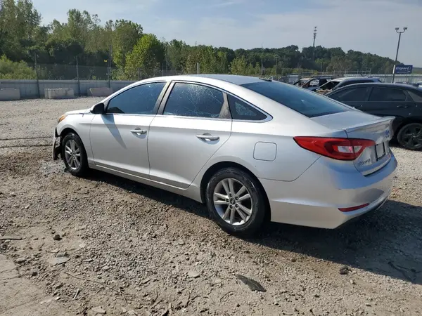5NPE24AF7HH517370 2017 HYUNDAI SONATA - Image 2