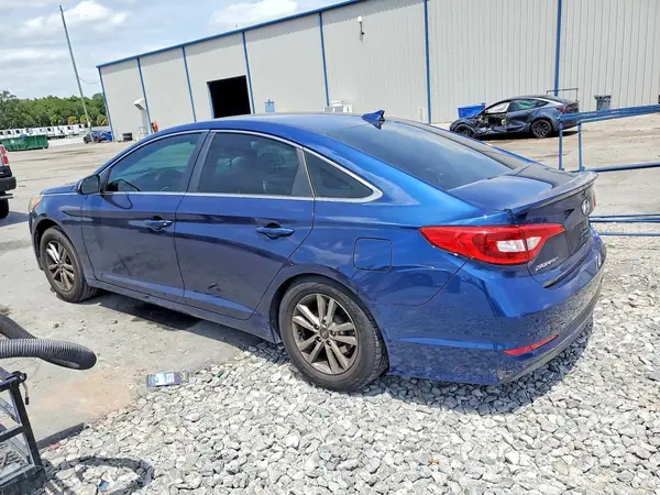 5NPE24AF7HH520141 2017 HYUNDAI SONATA - Image 2