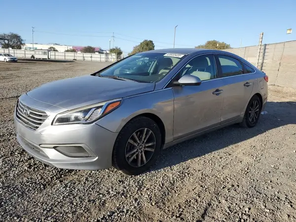 5NPE24AF7HH520821 2017 HYUNDAI SONATA - Image 1