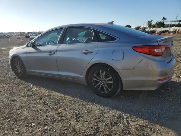 5NPE24AF7HH520821 2017 HYUNDAI SONATA - Image 2