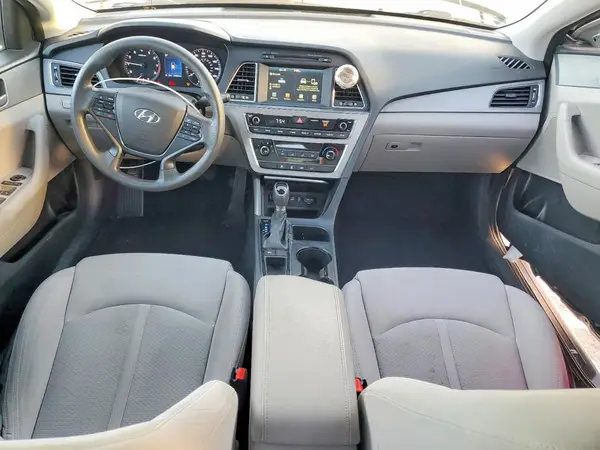 5NPE24AF7HH523668 2017 HYUNDAI SONATA - Image 8