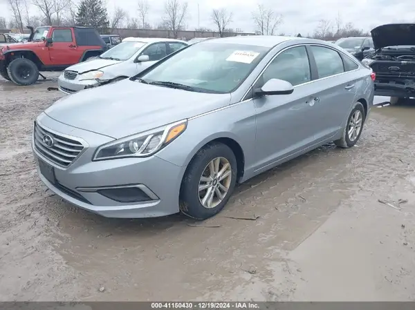 5NPE24AF7HH524173 2017 HYUNDAI SONATA - Image 2