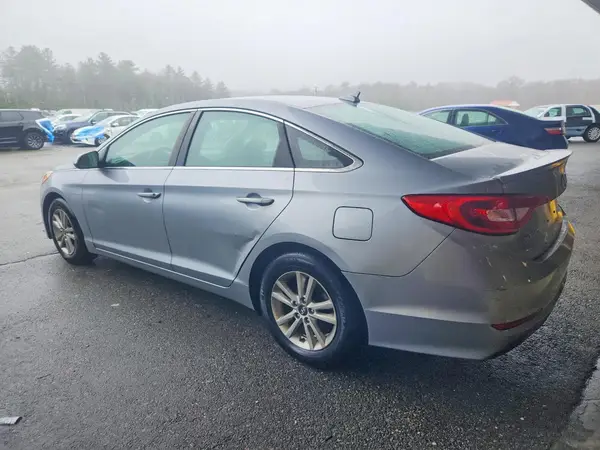 5NPE24AF7HH525890 2017 HYUNDAI SONATA - Image 2