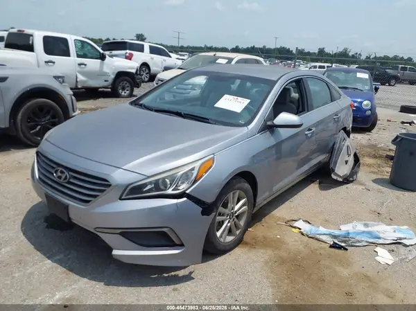 5NPE24AF7HH526859 2017 HYUNDAI SONATA - Image 2