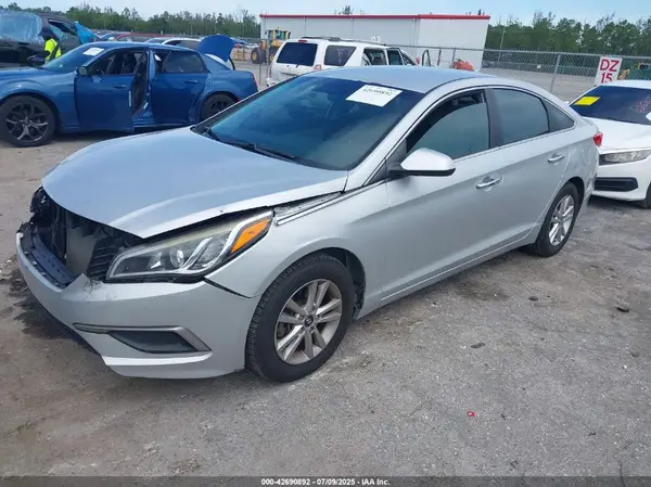 5NPE24AF7HH531530 2017 HYUNDAI SONATA - Image 2
