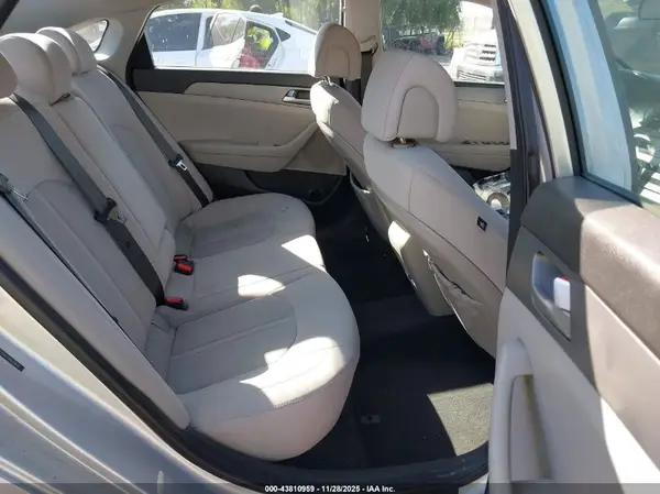 5NPE24AF7HH532659 2017 HYUNDAI SONATA - Image 8