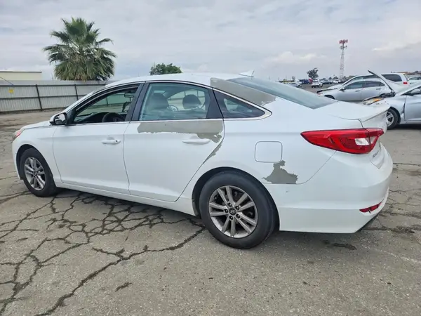 5NPE24AF7HH541989 2017 HYUNDAI SONATA - Image 2