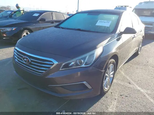 5NPE24AF7HH545217 2017 HYUNDAI SONATA - Image 2