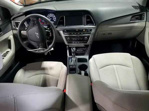 5NPE24AF7HH545248 2017 HYUNDAI SONATA - Image 8