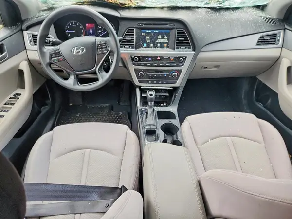 5NPE24AF7HH545556 2017 HYUNDAI SONATA - Image 8