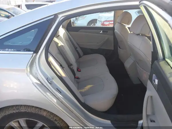 5NPE24AF7HH549168 2017 HYUNDAI SONATA - Image 8