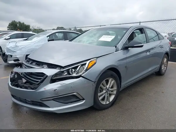 5NPE24AF7HH553723 2017 HYUNDAI SONATA - Image 2