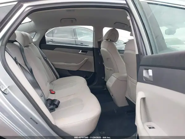 5NPE24AF7HH553723 2017 HYUNDAI SONATA - Image 8
