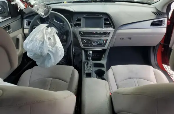 5NPE24AF7HH555133 2017 HYUNDAI SONATA - Image 8