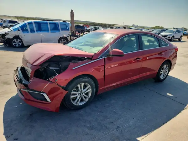 5NPE24AF7HH555858 2017 HYUNDAI SONATA - Image 1