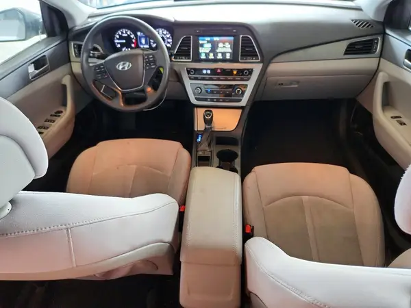 5NPE24AF7HH556671 2017 HYUNDAI SONATA - Image 8