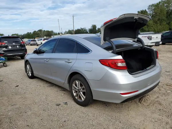 5NPE24AF7HH556704 2017 HYUNDAI SONATA - Image 2