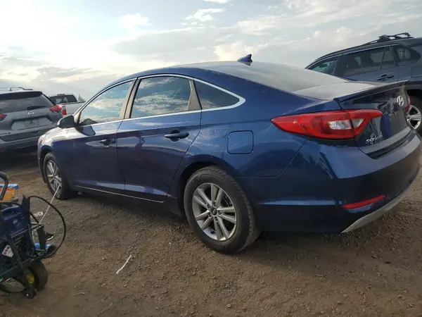 5NPE24AF7HH557545 2017 HYUNDAI SONATA - Image 2