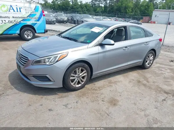 5NPE24AF7HH562471 2017 HYUNDAI SONATA - Image 2