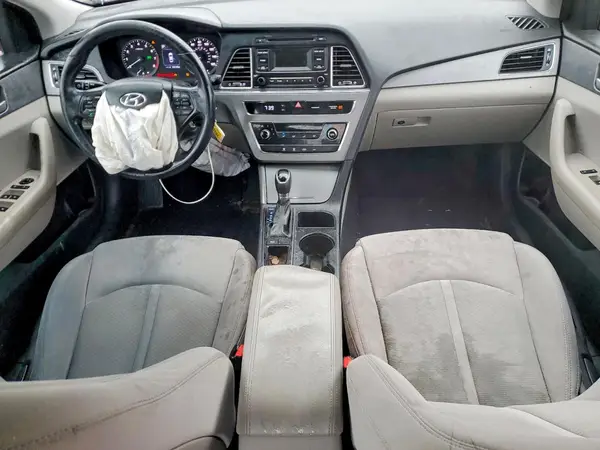 5NPE24AF7HH563250 2017 HYUNDAI SONATA - Image 8