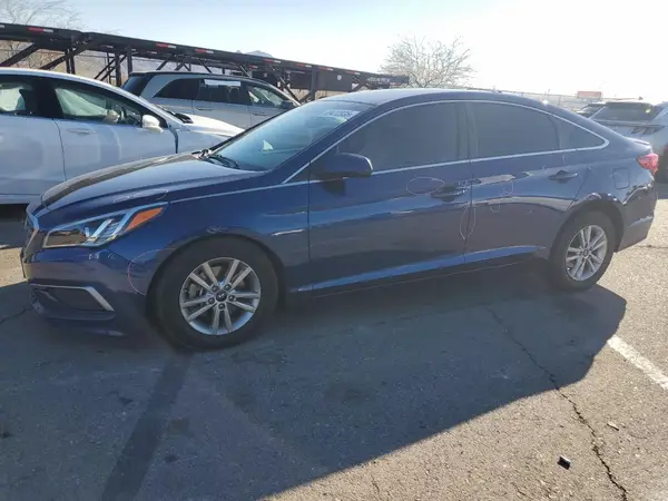 5NPE24AF7HH564477 2017 HYUNDAI SONATA - Image 1