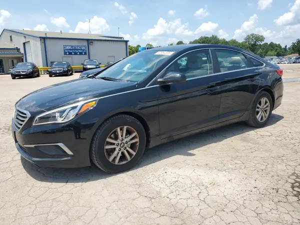 5NPE24AF7HH569789 2017 HYUNDAI SONATA - Image 1