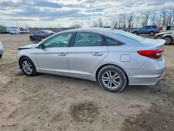 5NPE24AF7HH570490 2017 HYUNDAI SONATA - Image 2