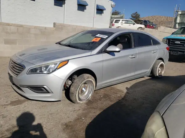 5NPE24AF7HH571252 2017 HYUNDAI SONATA - Image 1