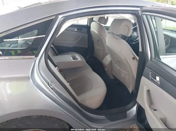 5NPE24AF7HH572904 2017 HYUNDAI SONATA - Image 8