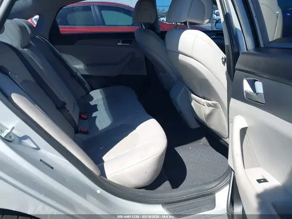 5NPE24AF7HH574541 2017 HYUNDAI SONATA - Image 8