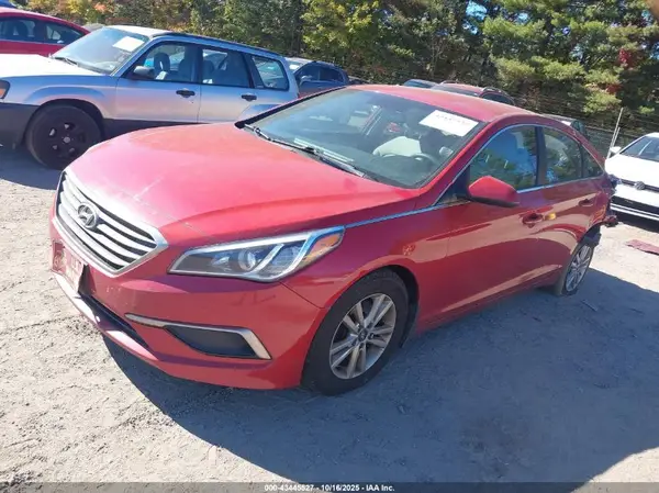 5NPE24AF7HH577276 2017 HYUNDAI SONATA - Image 2