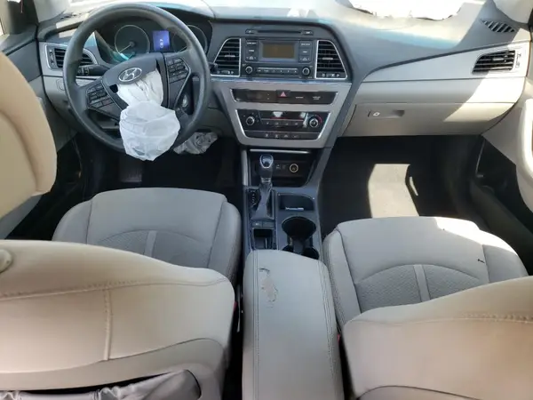 5NPE24AF7HH579822 2017 HYUNDAI SONATA - Image 8