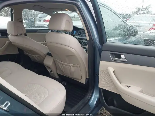 5NPE24AF7HH583496 2017 HYUNDAI SONATA - Image 8