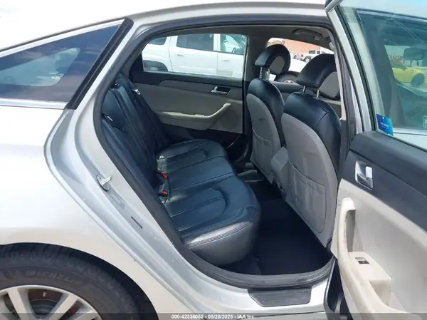 5NPE24AF7HH583725 2017 HYUNDAI SONATA - Image 8