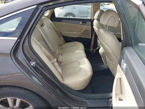 5NPE24AF7HH585894 2017 HYUNDAI SONATA - Image 8
