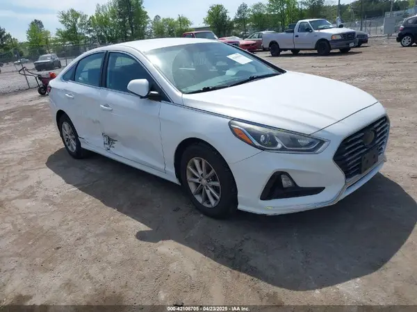 5NPE24AF7JH601095 2018 HYUNDAI SONATA - Image 1