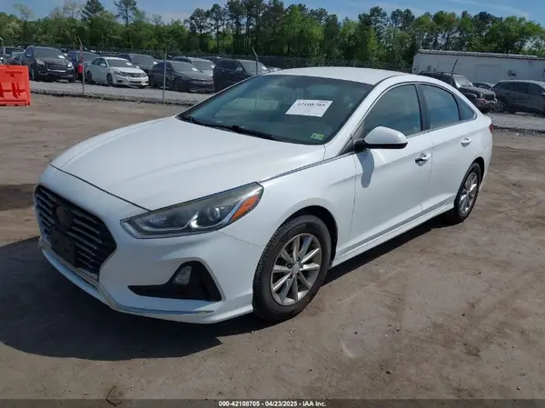 5NPE24AF7JH601095 2018 HYUNDAI SONATA - Image 2