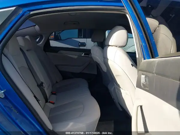 5NPE24AF7JH609665 2018 HYUNDAI SONATA - Image 8